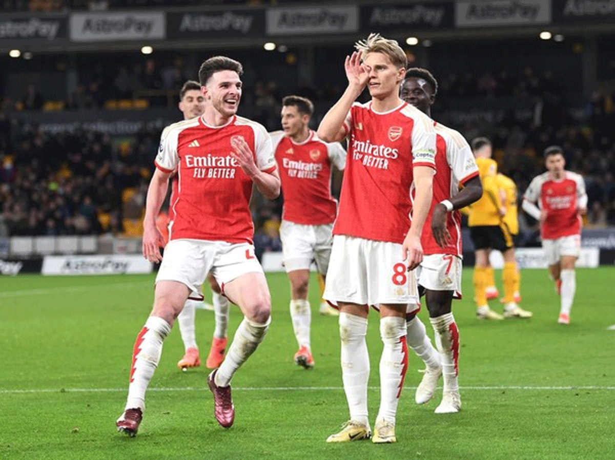 Pemain Arsenal selebrasi usai cetak gol. (detikcom)