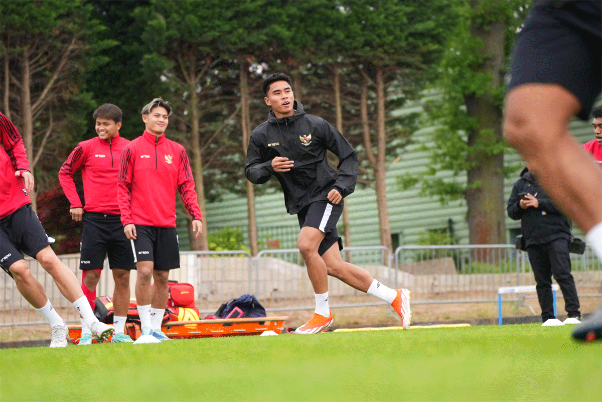 Pemain timnas latihan di Paris jelang hadapi Guinea. (pssi)