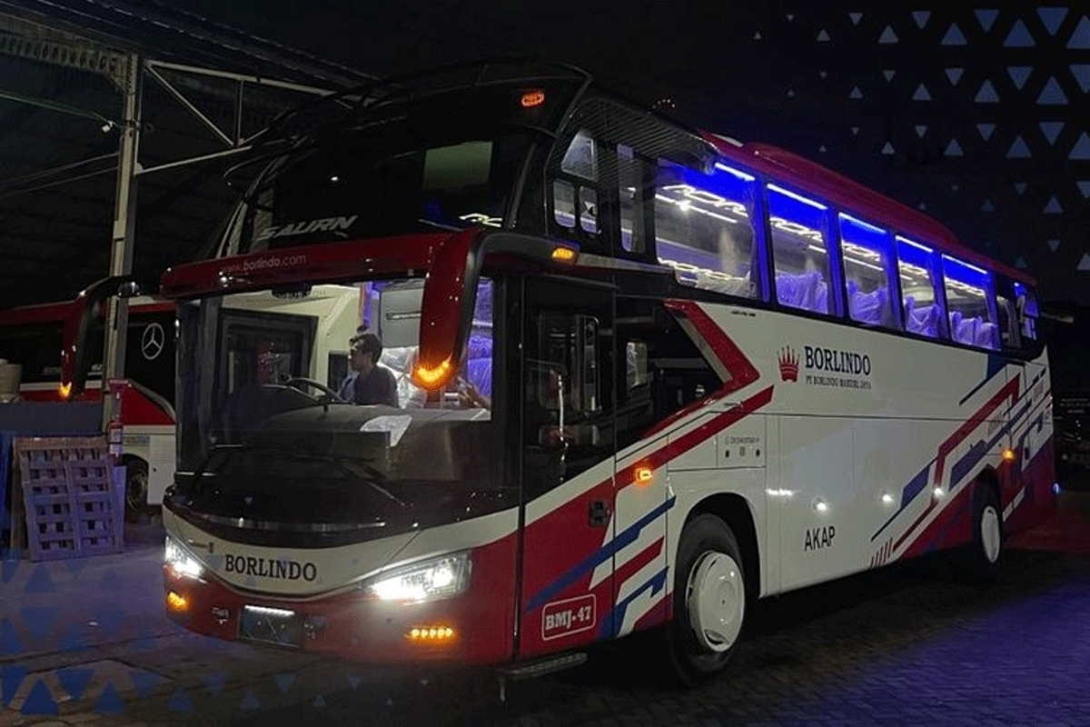 Bus baru PO Borlindo (Instagram @tentrembusofficial)