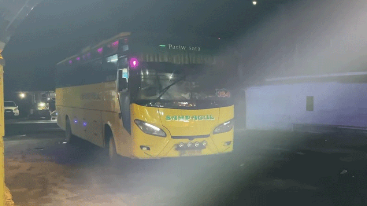 Bus Sampagul yang masih eksis di jalur Sumbar-Riau dan Sumatera Utara. (YouTube IMT Channel)