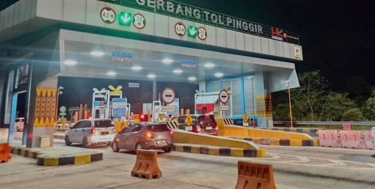 Salah satu gerbang tol di Riau. (riau.go.id)