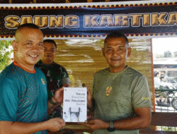 Dukung Kegiatan Penerangan Kodim 0213/Nias, Dandim Berikan Buku Bagi Personel 10 Dukung Kegiatan Penerangan Kodim 0213/Nias, Dandim Berikan Buku Bagi Personel