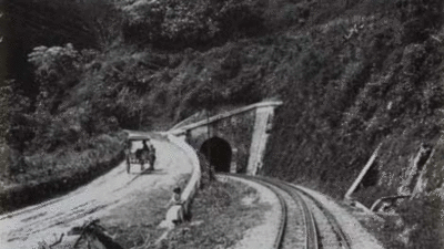 Kondisi jalan di kawasan Lembah Anai