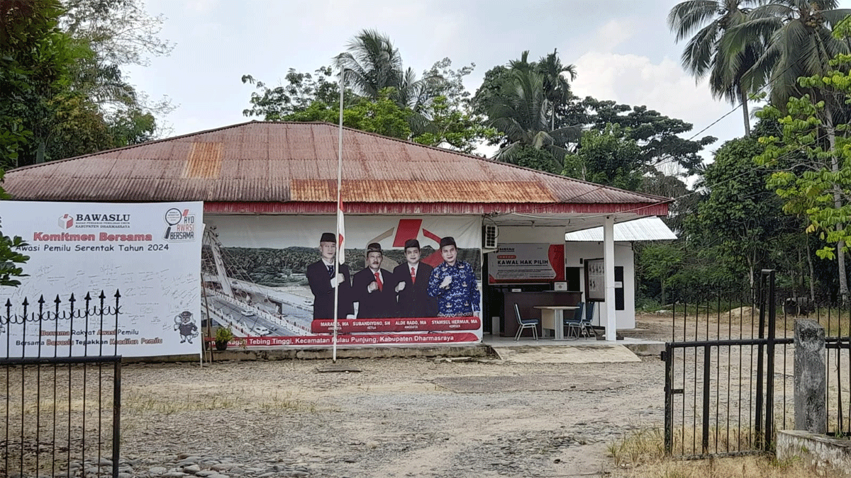 Kantor Bawaslu Dharmasraya