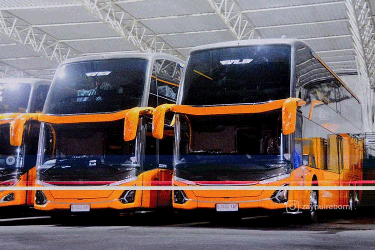 Bus baru 27 Trans rakitan Adiputro. (Instagram @zaynulreborn)