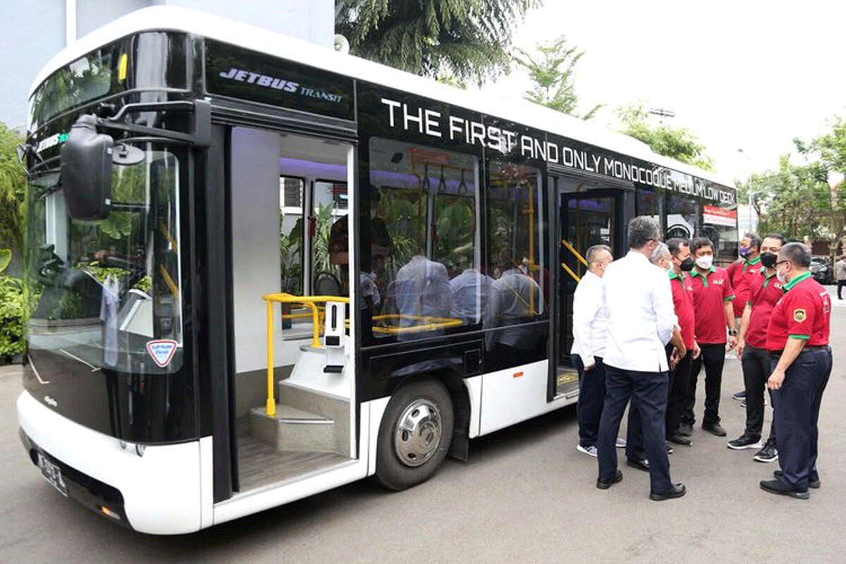 Peluncuran Teman Bus melalui Program Buy The Service (BTS) pada Trans Semanggi Suroboyo di Balai Kota Surabaya, Rabu (29/12/2021). (ist)
