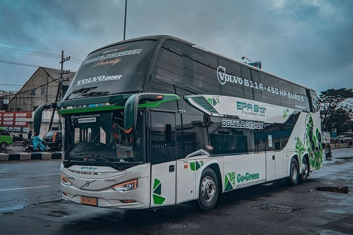 Bus tingkat milik PO EPA Star. (Instagram @fainfo_busnew)