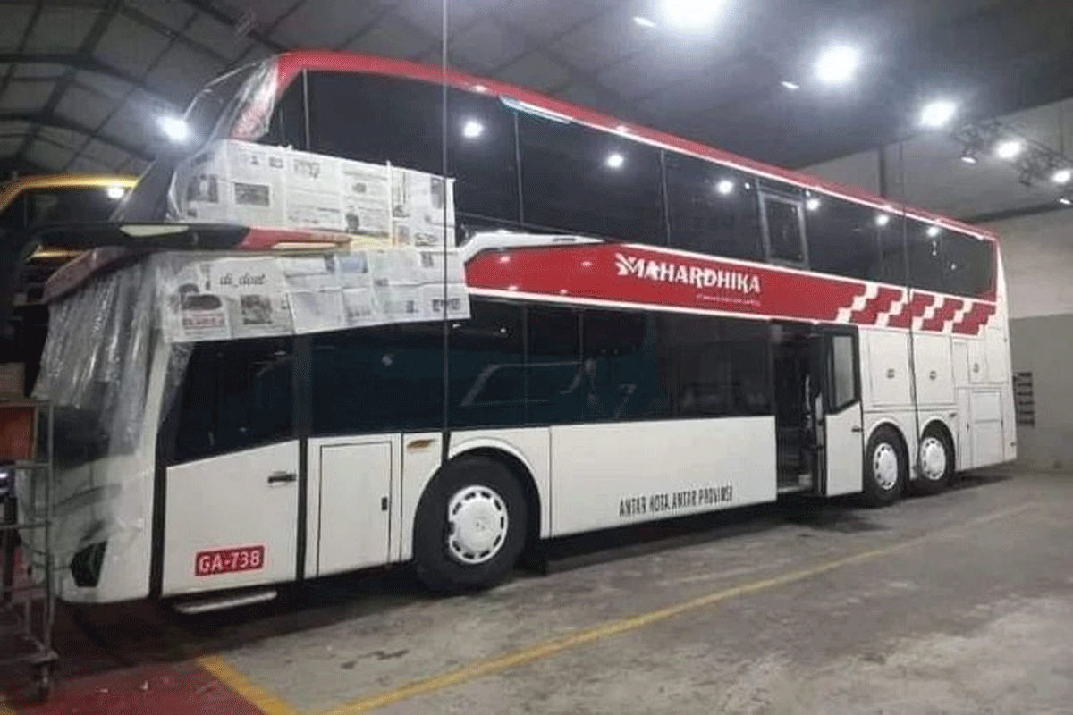 Bus baru PO Mahardhika (Instagram @voxy.1tr)