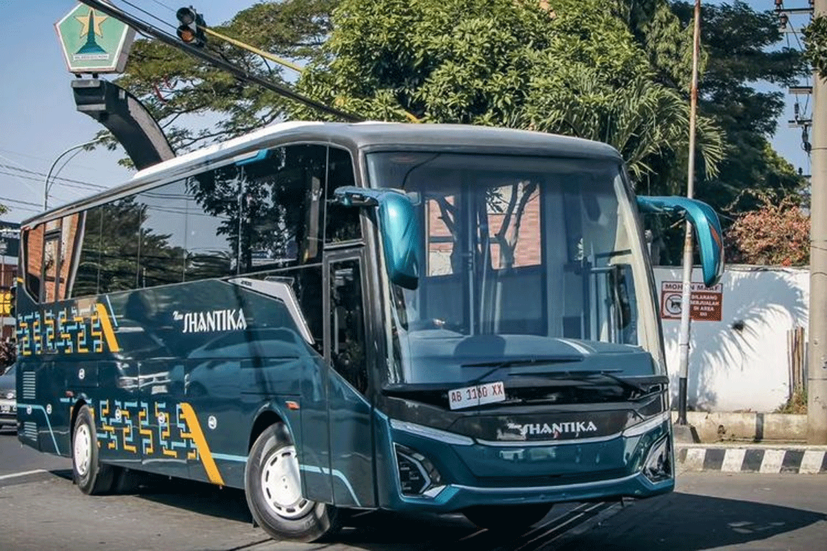 Bus baru PO Shantika. (Instagram @hisyam_2542)