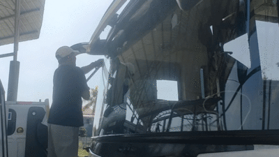 Usai Ganti Kaca, Bus NPM Tuan Muda Kembali Gagah dan Mengaspal Lagi di Lintasan Jakarta-Sumbar