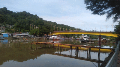 Jembatan Siti Nurbaya di Padang.