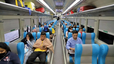 Kereta Api Kian Diminati Masyarakat, Reaktivasi Jalur Kereta di Sumbar Masih Sebatas Untaian Kata Indah, Belum Ada Tanda Rel Akan Bergetar