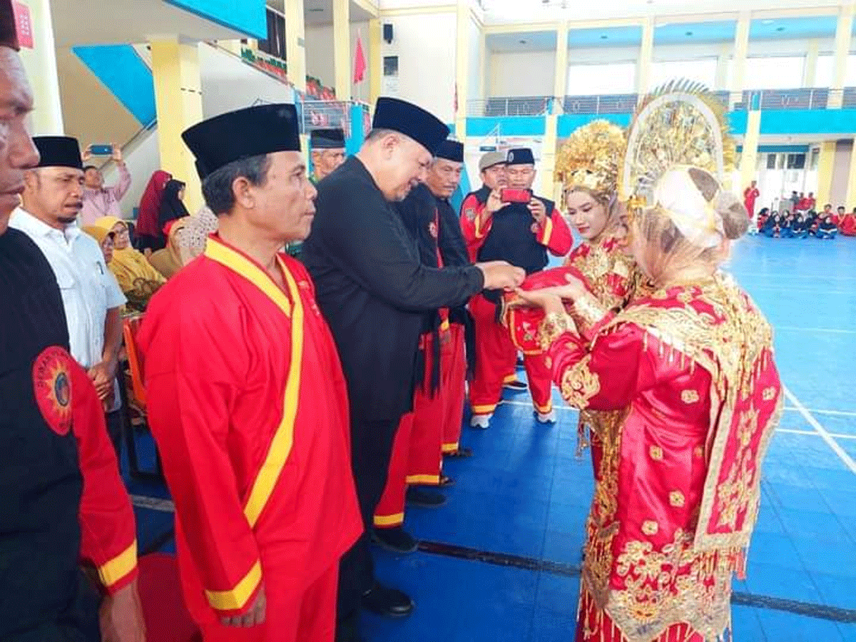 Wali kota disambut di lokasi milad Perguruan Seni Beladiri Tapak Suci Putra Muhammadiyah Solok Raya adalan milad ke-61.