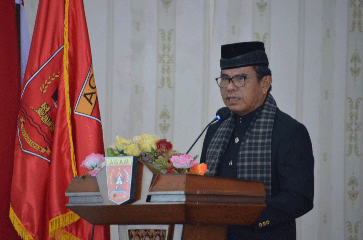 Martias Wanto Datuk Maruhun beri sambutan saat Raker LKAAM Kabupaten Agam