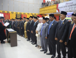 Anggota DPRD Padang Periode 2024-2029 Ucapkan Sumpah dan Janji, Muharlion Jadi Ketua Sementara, Mastilizal Aye Wakil Ketua 9 Anggota DPRD Padang Periode 2024-2029 Ucapkan Sumpah dan Janji, Muharlion Jadi Ketua Sementara, Mastilizal Aye Wakil Ketua