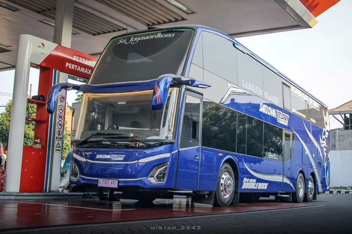Bus tingkat milik PO Satu Enam Delapan Trans. (Instagram @hisyam_2542)