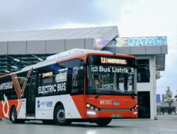Damri Operasikan 26 Unit Bus Listrik di Jakarta, Tiap Bus Miliki Baterai 322 KWH dengan Jarak Tempuh 290 Kilometer 4 Damri Operasikan 26 Unit Bus Listrik di Jakarta, Tiap Bus Miliki Baterai 322 KWH dengan Jarak Tempuh 290 Kilometer