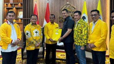 Dewan Pimpinan Pusat Partai Golkar mengusung Epyardi Asda-Ekos Albar di Pilgub Sumbar 2024.