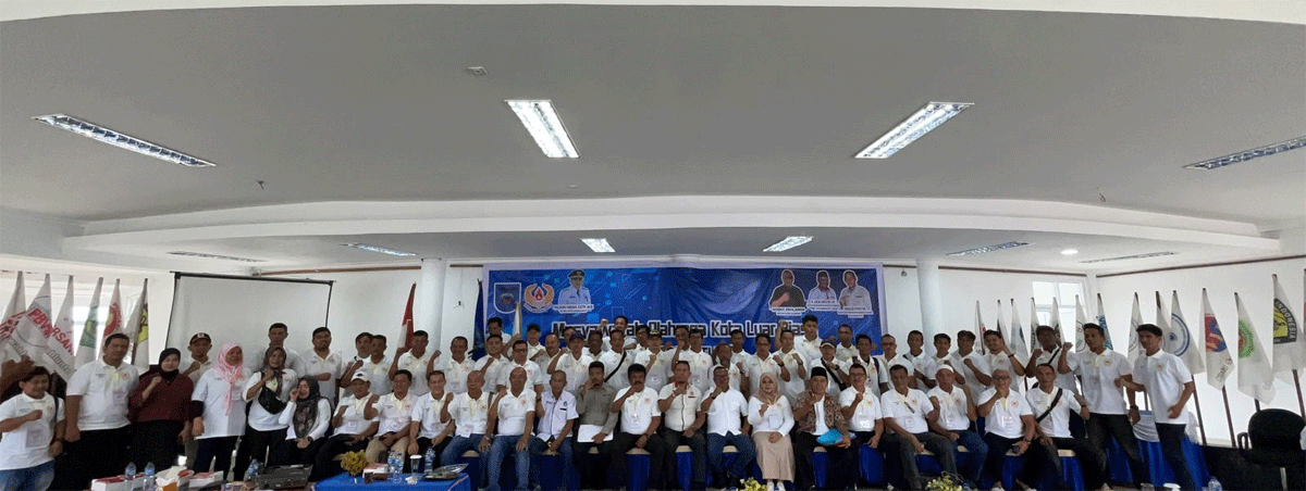 Foto bersama usai pemilihan Ketua KONI Sawahlunto