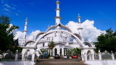 Kado Peringatan Hari Jadi ke-355, Padang Punya Peraturan Daerah Fasilitasi Penyelenggaraan Masjid
