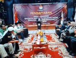 Didukung PPP dan Partai Non Parlemen, Nofi Candra dan Leo Murphy Daftar ke KPU Kota Solok