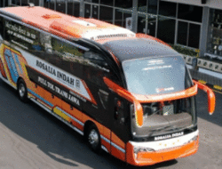 Gunakan Bando Baru, Rosalia Indah Luncurkan Bus Baru Rakitan New Armada 9 Gunakan Bando Baru, Rosalia Indah Luncurkan Bus Baru Rakitan New Armada