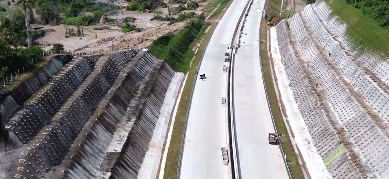 Ruas tol Padang-Sicincin. (YouTube Kaba Langik)
