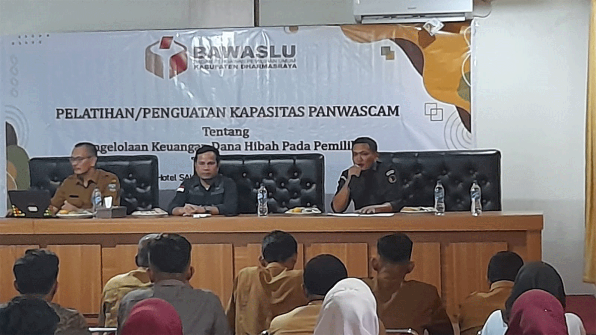 Peserta ikuti pelatihan yang diadakan Bawaslu Dharmasraya