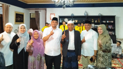 Foto bersama engan calon Gubernur Sumatera Utara di Madina.