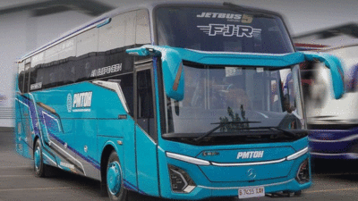 Bus baru PO PMTOH. (Instagram @adiputro_official)