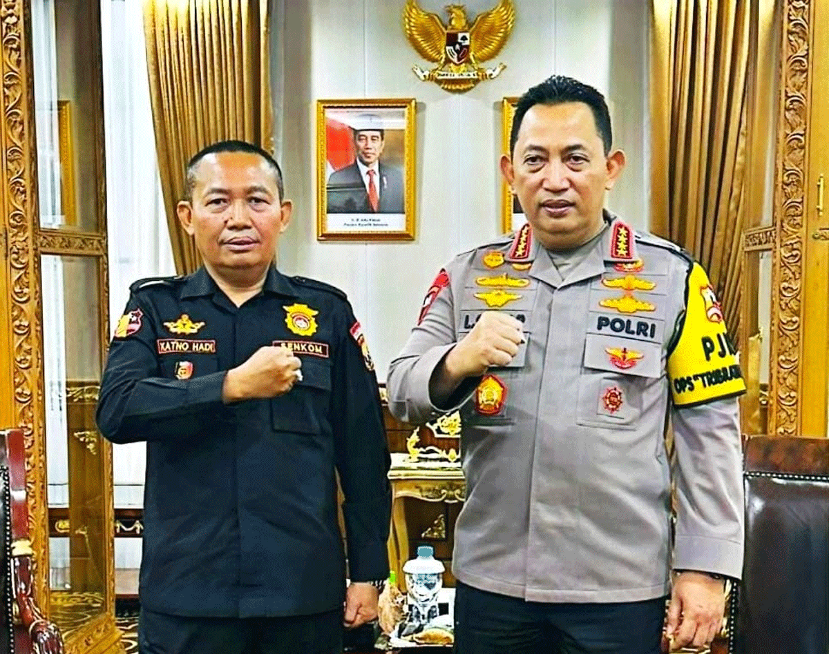 Foto bersama usai pertemuan