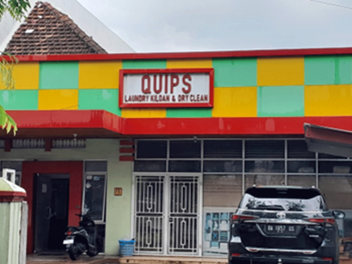 Laundry Quips adalah salah satu laundry yang banyak diminati di Padang. Tepatnya, berlokasi di Jalan. Sawahan, Kecamatan Padang Timur, Padang, Sumatera Barat.