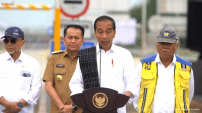 Presiden Joko Widodo meresmikan ruas jalan Tol Stabat-Tanjung Pura dan Kuala Tanjung-Tebing Tinggi-Parapat, Selasa (10/9/2024).