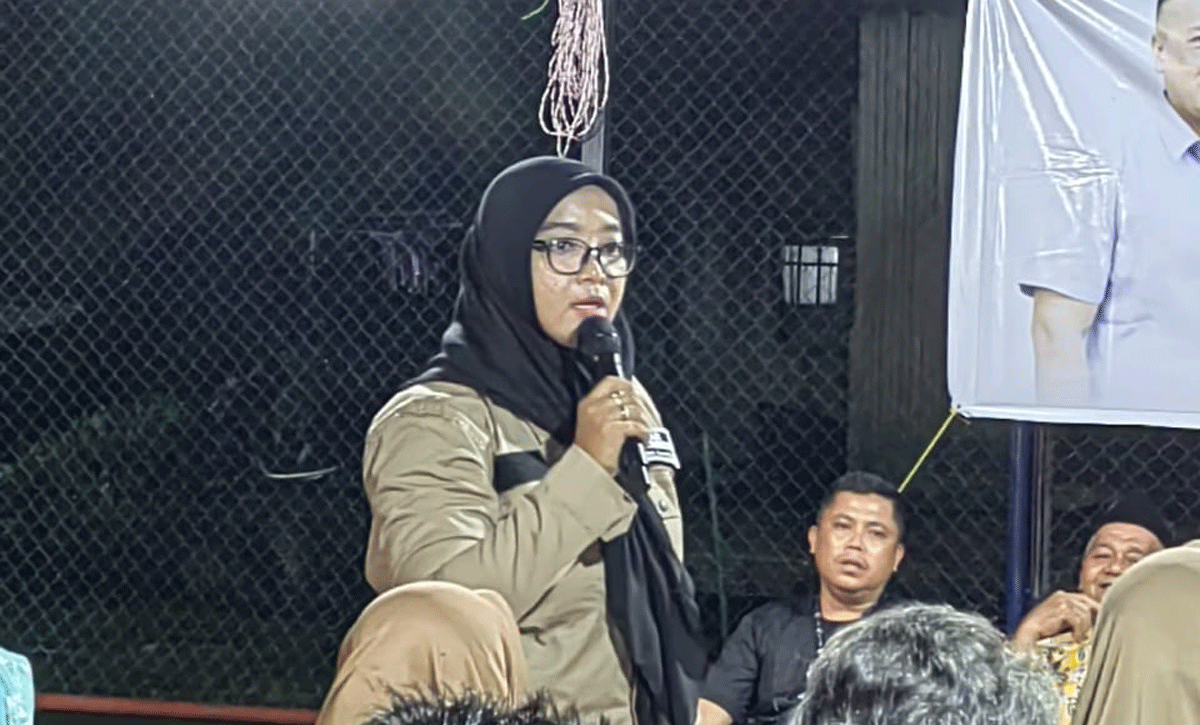 Adik sepupu calon bupati Lingga Alias Wello (AWE), Maya Sari. (indepthnews.id)