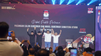 Calon gubernur dan wakil gubernur Sumatera Utara kompak usai debat perdana.