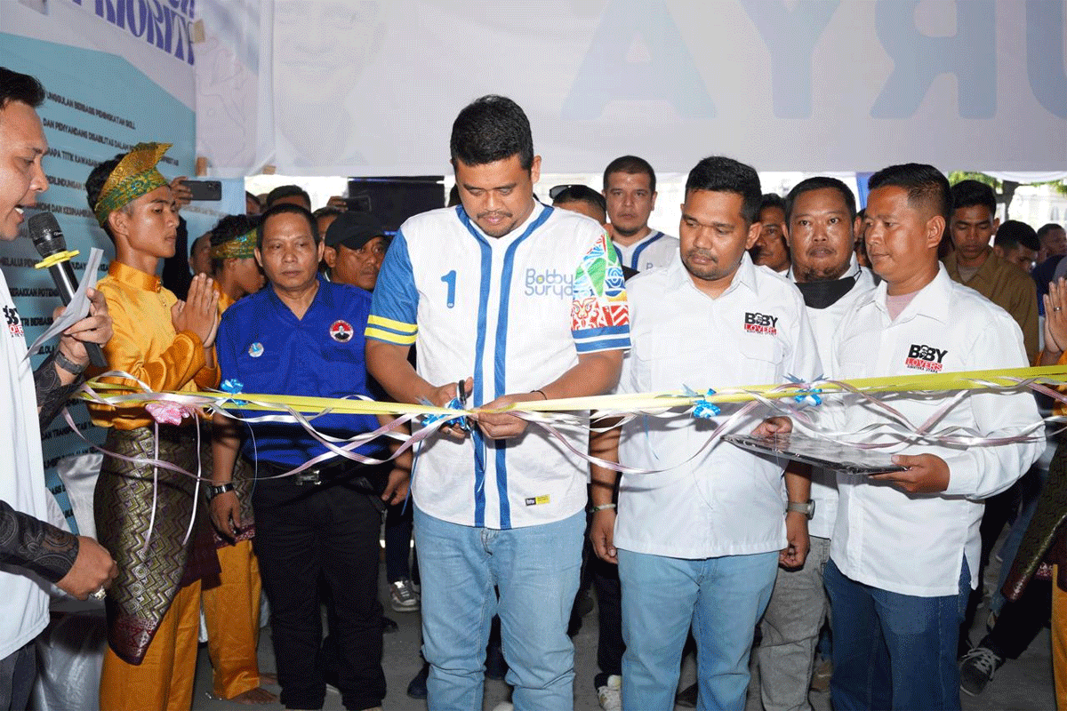 Calon Gubernur Sumatera Utara nomor urut 1, Bobby Nasution meresmikan Posko Pemenangan Bobby-Surya di Kota Tebing Tinggi, Senin (14/10/2024).