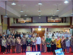 Pakar Preeklampsia Dunia Kunjungi Fakultas Kedokteran Universitas Andalas, Hindari Kehamilan di Usia 40 Tahun ke Atas