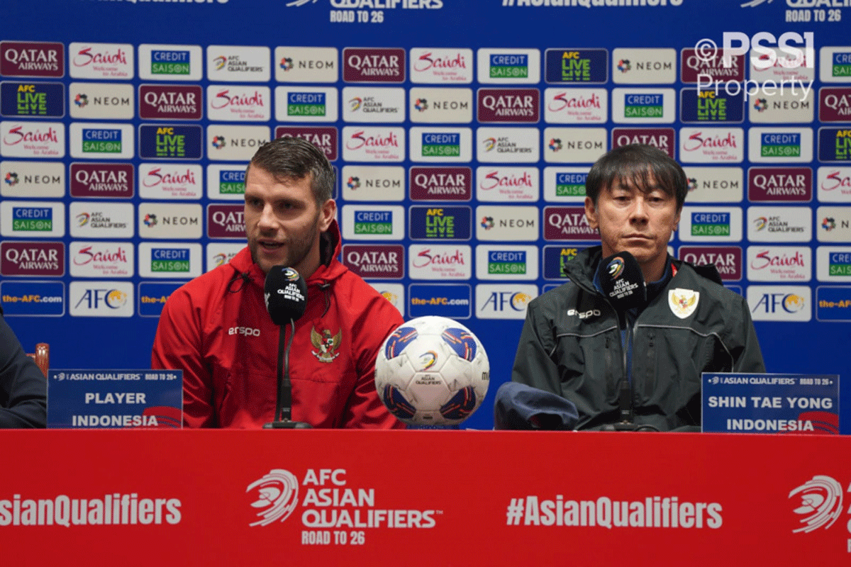 Pelatih Indonesia, Shin Tae-yong berikan keterangan pers.
