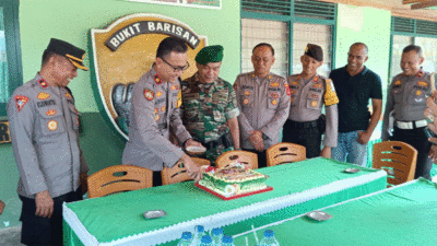 Jajaran Polres Dharmasraya beri kejutan untuk Koramil 03/Pulau Punjung