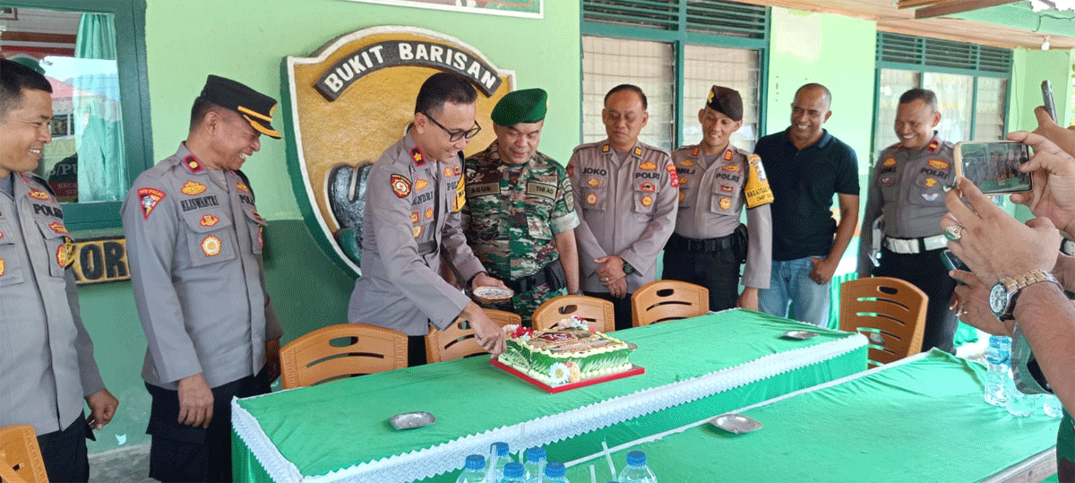 Jajaran Polres Dharmasraya beri kejutan untuk Koramil 03/Pulau Punjung