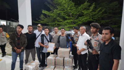 Dibawa dengan KMP Sinabung, 78.911 Lembar Surat Suara Pilkada Tiba di Buteng