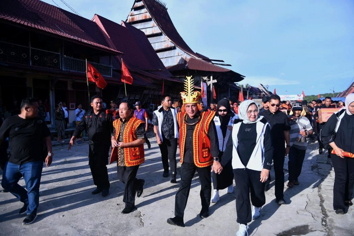 Calon Gubernur Sumut nomor urut 2, Edy Rahmayadi saat berkampanye di Kecamatan Fanayama, Nias Selatan, Jumat (14/11/2024)(Dok Tim Pemenangan Edy-Hasan)