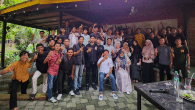 Puluhan mahasiswa dan anak muda Kuansing yang tengah menuntut ilmu di Pekanbaru semakin mantap menjatuhkan pilihannya untuk paslon nomor urut 2 Adam-Sutoyo (AYO).