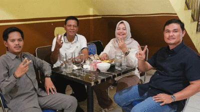 Para tokoh politik di Kabupaten Kuantan Singingi