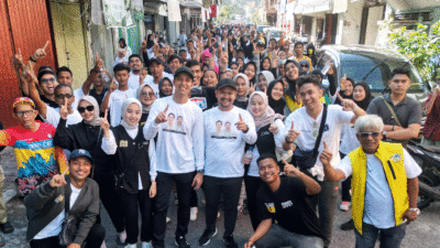 Ribuan warga olahraga bersama Riyanda-Jeffry di Sawahunto