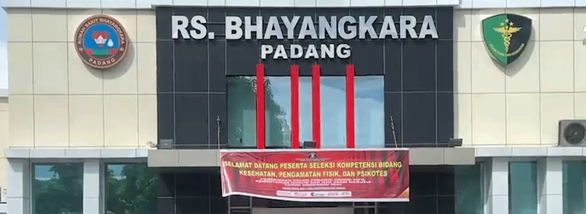 Rumah Sakit Bhayangkara, Padang.