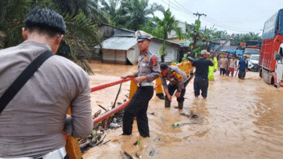 Banjir di batas Riau dan Jambi.