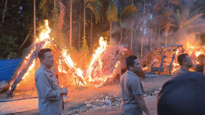 Operasi gabungan besar-besaran yang melibatkan 300 personel TNI dan polri berhasil mengungkap aktivitas jaringan narkoba di wilayah Deli Serdang dan Langkat, Sumatera Utara. Razia digelar, Kamis (19/12/2024) pukul 14.00 hingga Jumat dini hari dengan menyasar enam lokasi utama yang diketahui menjadi pusat aktivitas peredaran narkoba.