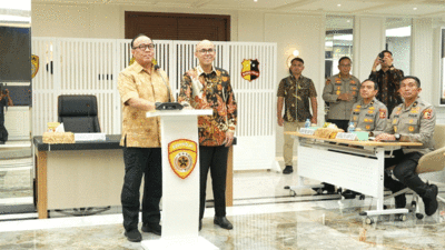 Polri buka penerimaan Peserta Didik Baru (PPDB) SMA Kemala Taruna Bhayangkara yang diperuntukkan bagi para siswa-siswi SMP berprestasi yang diprioritaskan bagi siswa kurang beruntung secara ekonomi, dari seluruh nusantara, untuk melanjutkan pendidikan ke sekolah berkualitas secara gratis.