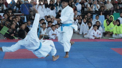 Ratusan Atlet Karate Sumbar, Riau dan Jambi Perebutkan Piala Batalyon B Pelopor Brimob